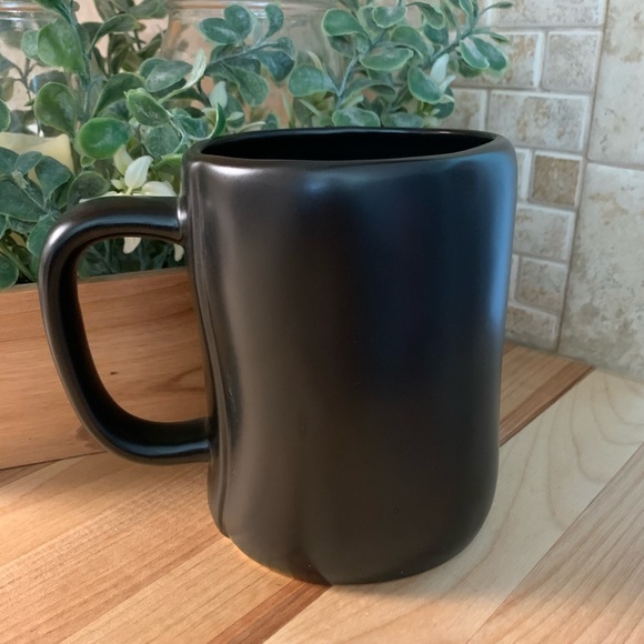 RAE DUNN “TIED THE KNOT” LL BLACK CERAMIC MUG - Picture 3 of 5